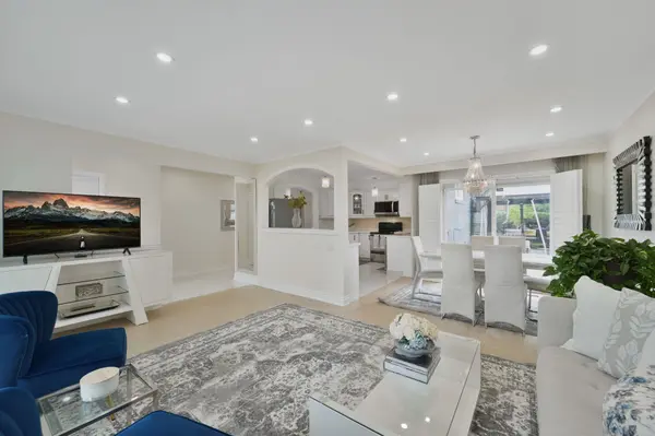 Toronto W10, ON M9W 1Y7,17 Frost ST