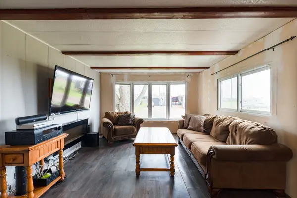 Malahide, ON N0L 2J0,68 POPLAR AVE