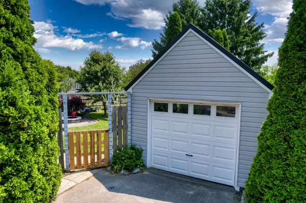 Aylmer, ON N5H 2A4,47 MURRAY ST