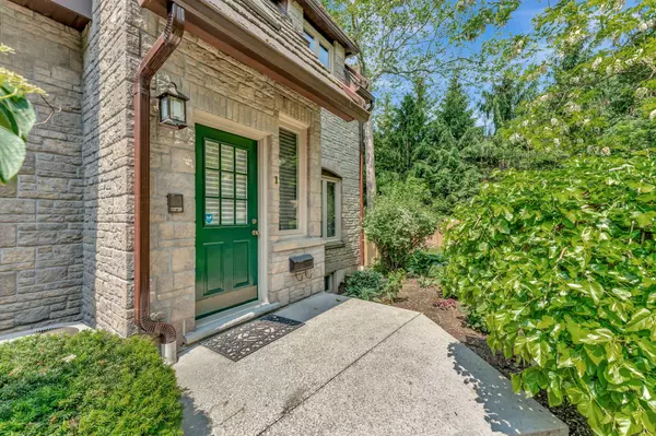 Guelph, ON N1E 6T4,10 Stuart ST #1