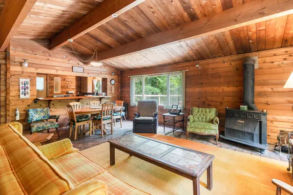 Dysart Et Al, ON K0M 1S0,2883 Watts RD