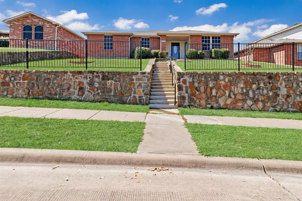 Mesquite, TX 75181,1072 Cavern Drive