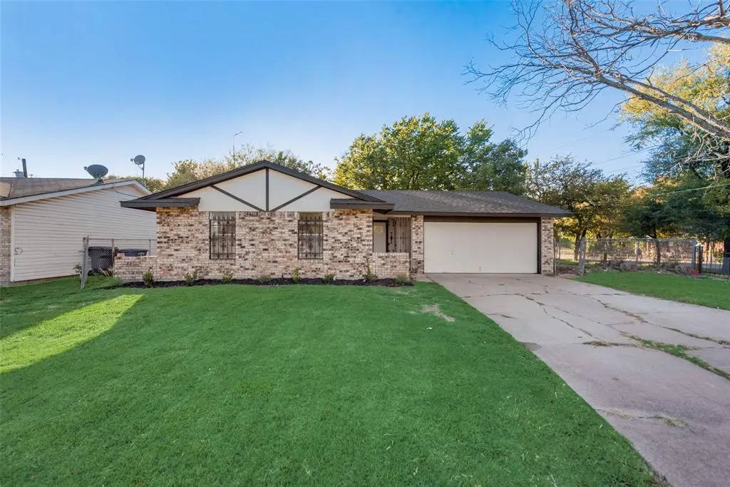 6227 Denham Place, Dallas, TX 75217