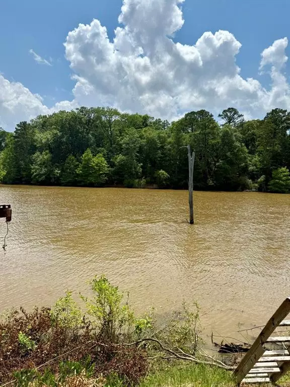 Logansport, LA 71049,682 River Road