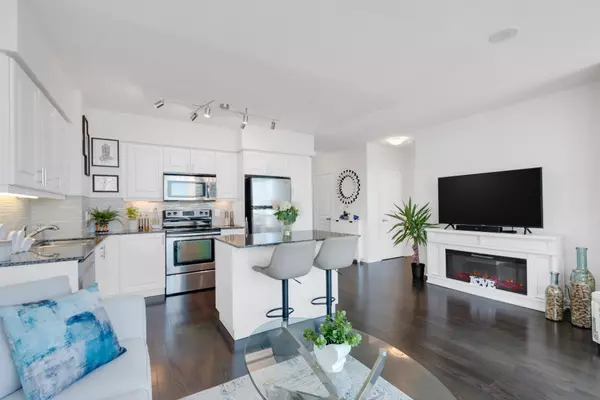 Toronto W06, ON N8V 0A9,15 Legion RD #2305