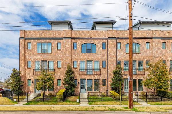 1900 Caddo Street #2,  Dallas,  TX 75204