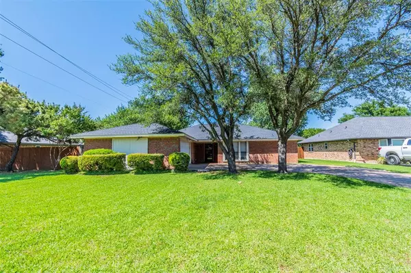 Trophy Club, TX 76262,125 Creek Courts Drive