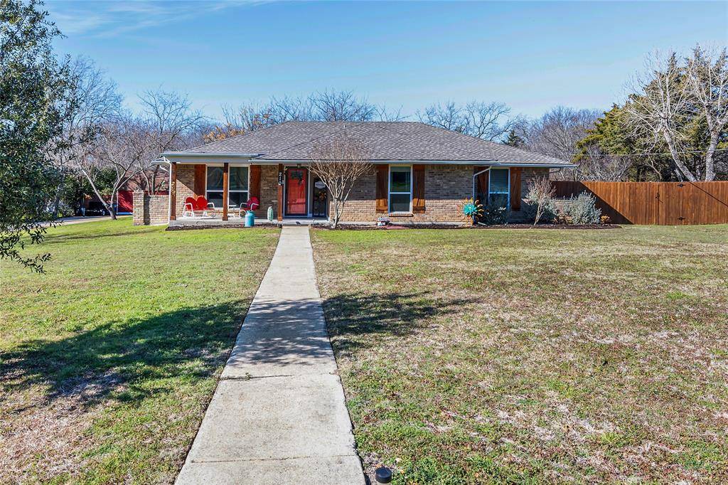 210 Willow Creek Lane, Ovilla, TX 75154