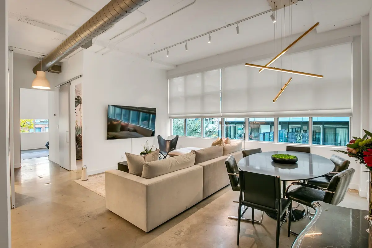 188 Eglinton AVE E #306, Toronto C10, ON M4P 2X7