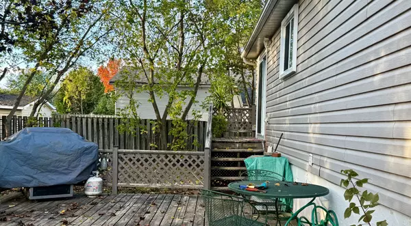 Orillia, ON L3V 6S6,391 Raymond AVE