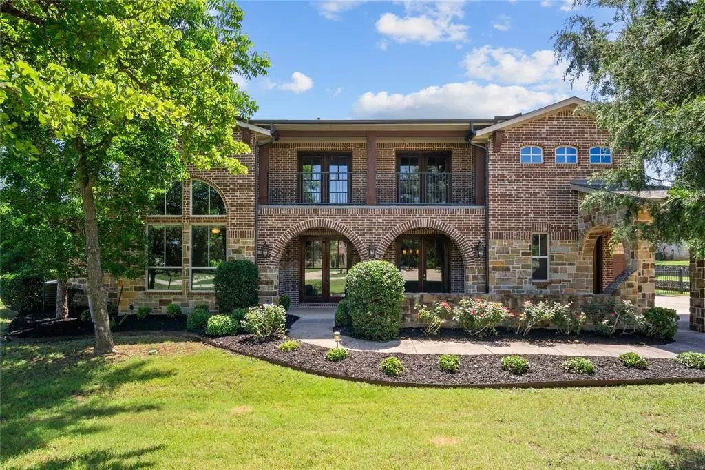 6901 Hickory Hill Circle, Argyle, TX 76226