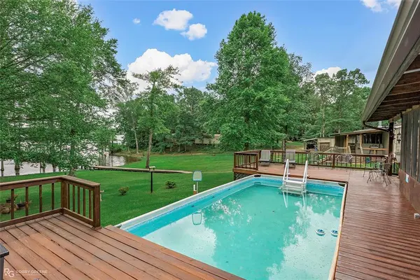 56 Madison Drive,  Noble,  LA 71462