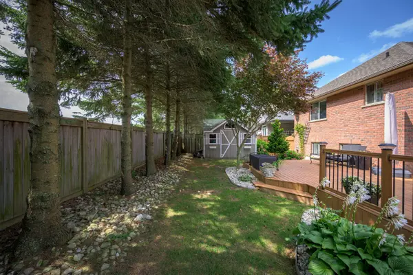 St. Thomas, ON N5R 6K4,20 Beechwood CIR