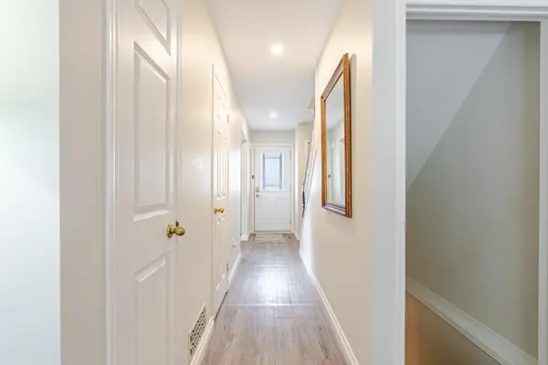 London South, ON N6J 4Y3,20 Kernohan Pkwy #14