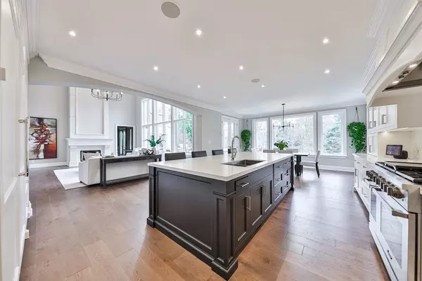 Peel, ON L5H 2W5,1257 Tecumseh Park DR