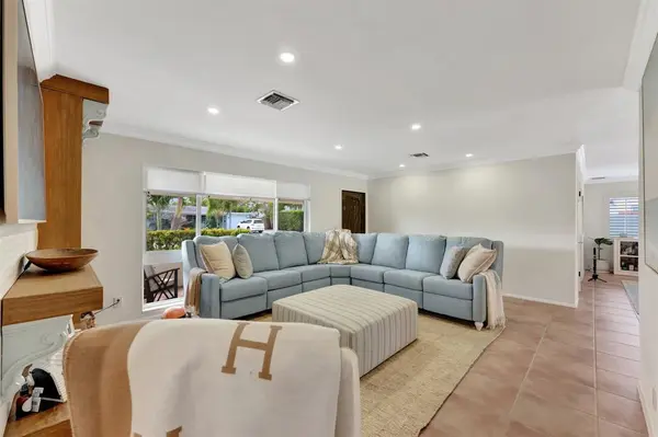 Deerfield Beach, FL 33441,817 SE 14th Street