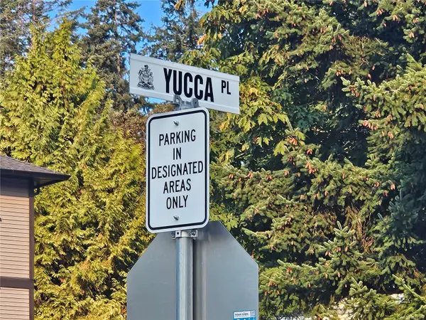 Langford, BC V9B 6C4,2187 Yucca Pl #SL4