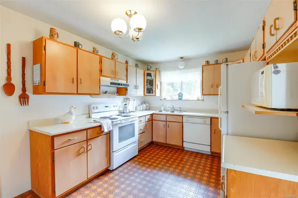 Port Alberni, BC V9Y 8W4,5535 Strick Rd