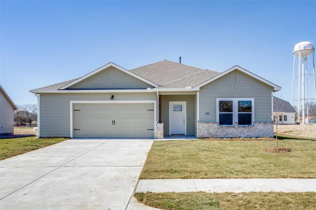 Tioga, TX 76271,622 Finlee Way