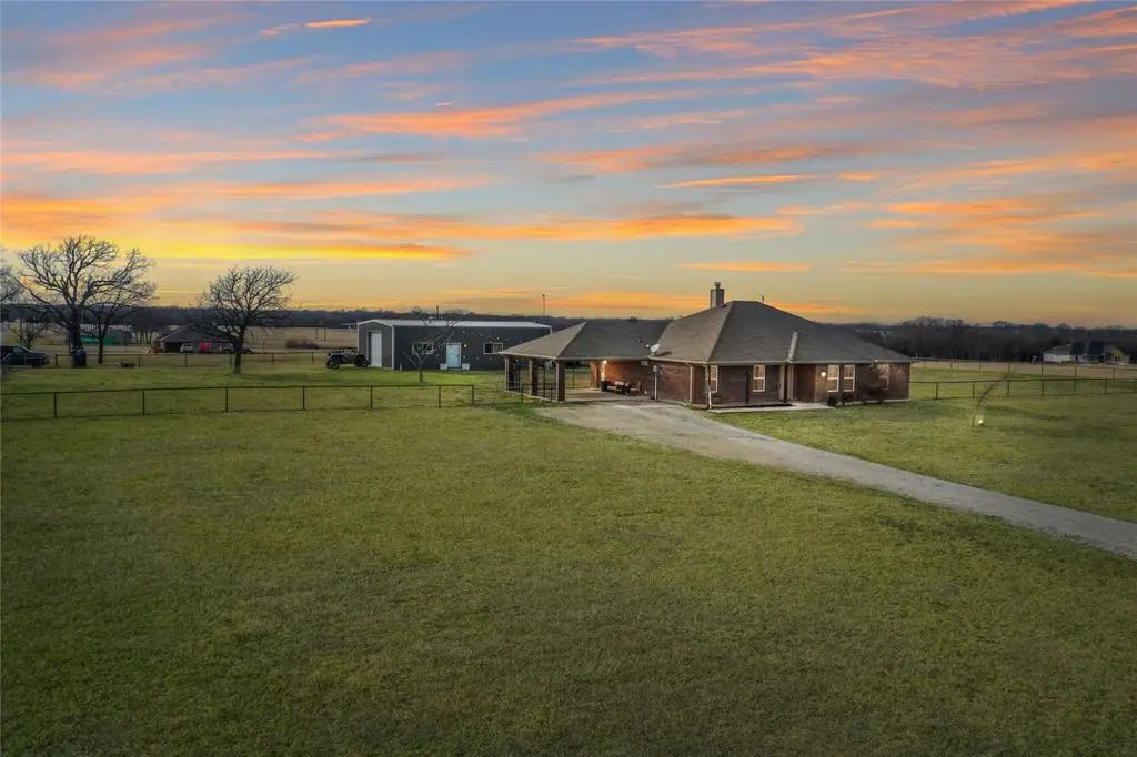 Savoy, TX 75479,535 Marshall Circle