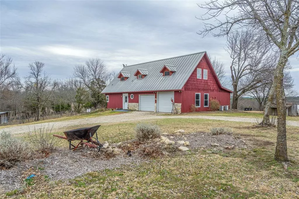 Weatherford, TX 76085,639 Deer Valley Road