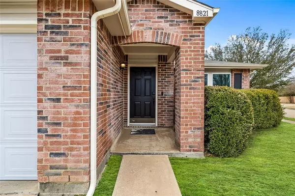 Denton, TX 76210,8821 Swan Park Drive