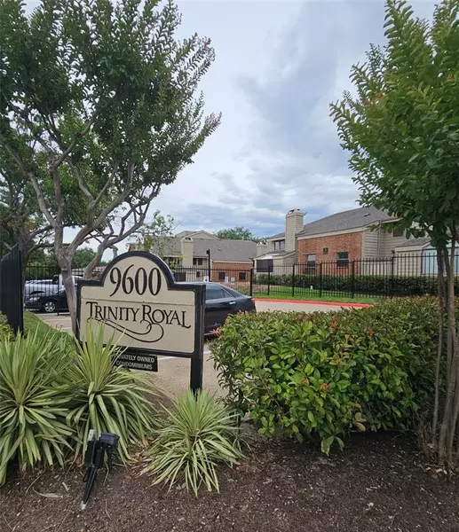 9600 ROYAL #612, Dallas, TX 75243