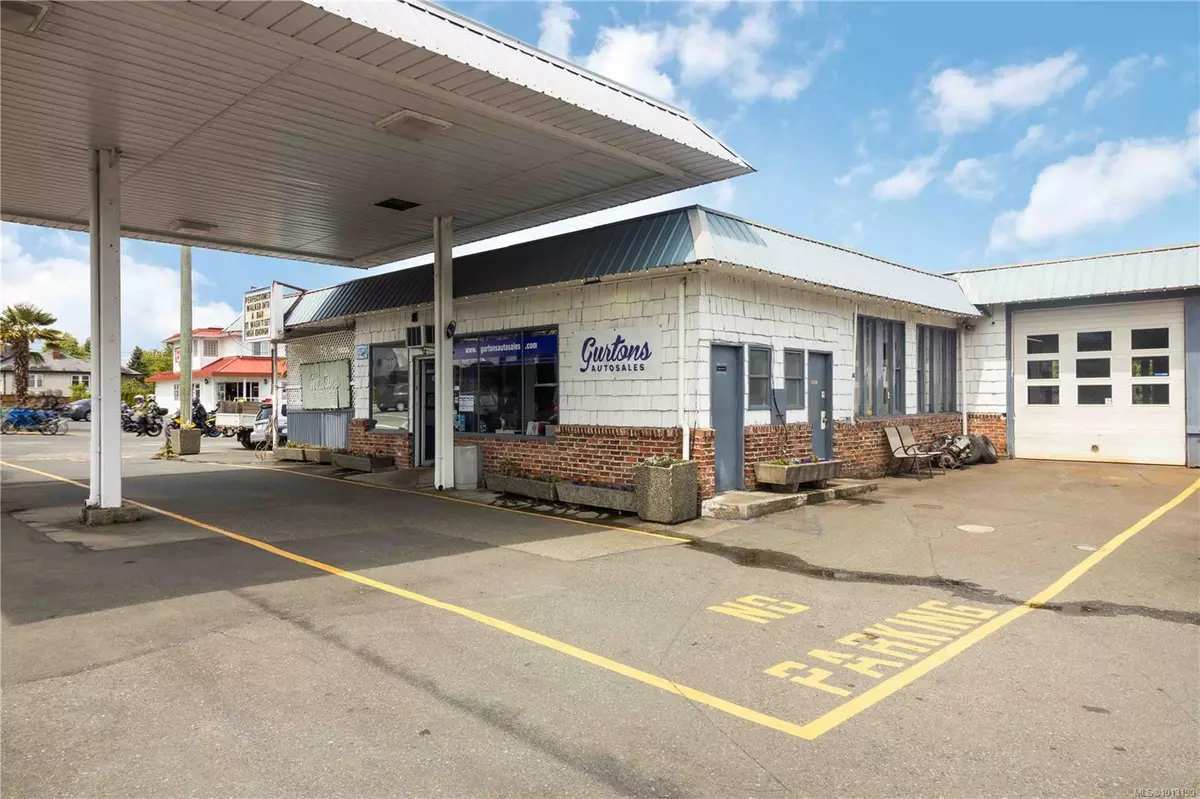 North Saanich, BC V8L 1H6,9139 East Saanich Rd