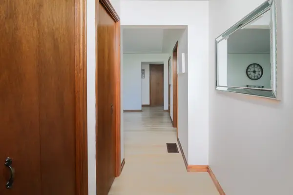 Whitby, ON L1N 2G8,121 Northview AVE