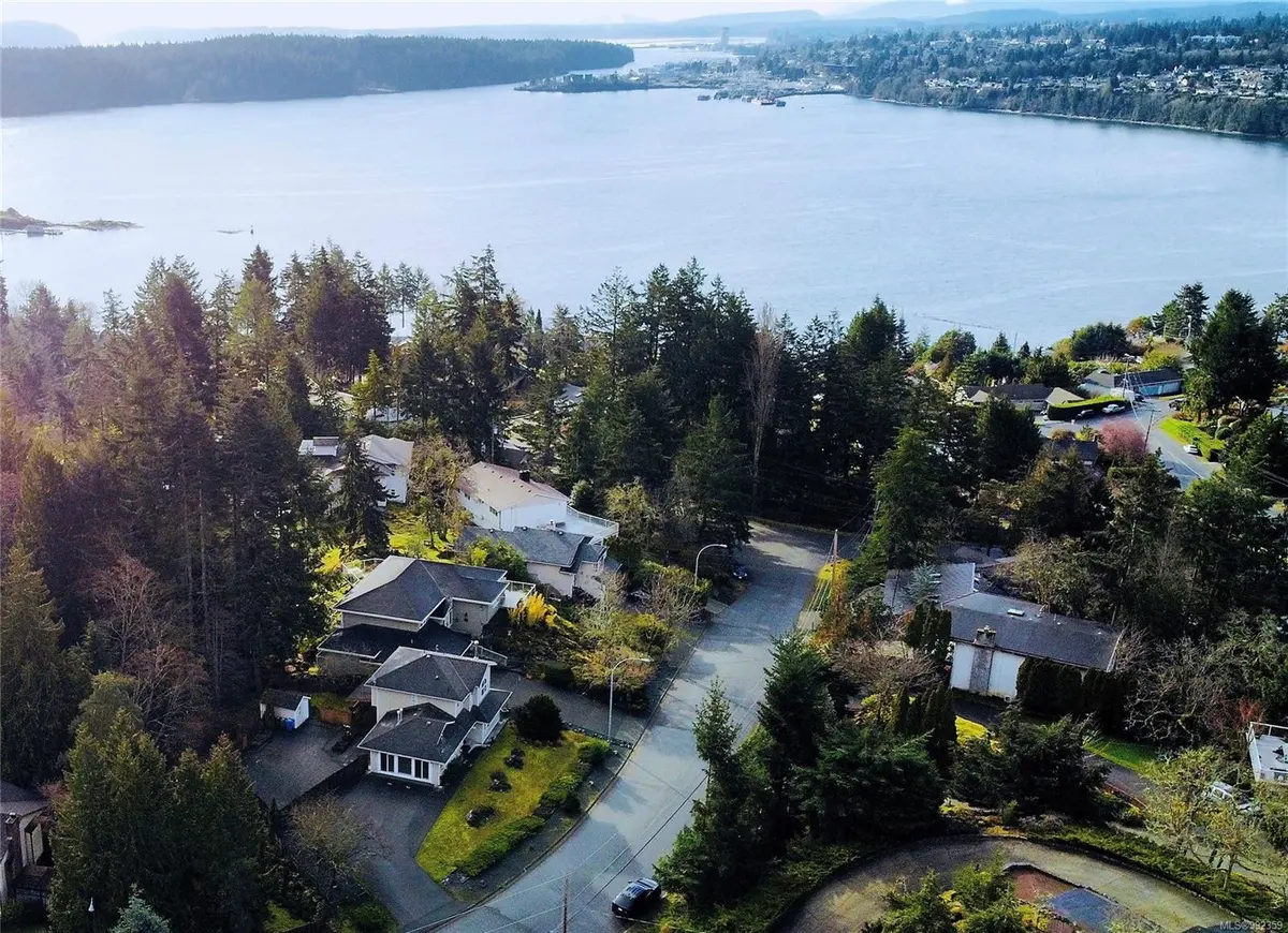 Nanaimo, BC V9T 3J6,1395 Rose Ann Dr