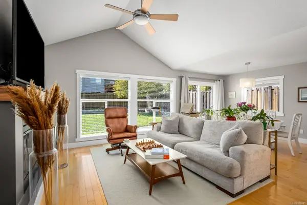 Comox, BC V9M 1J3,697 Lancaster Way