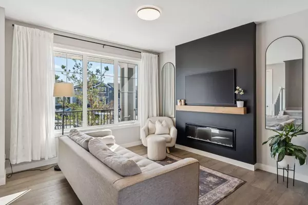 Cochrane, AB T4C2A6,377 Sundown Road