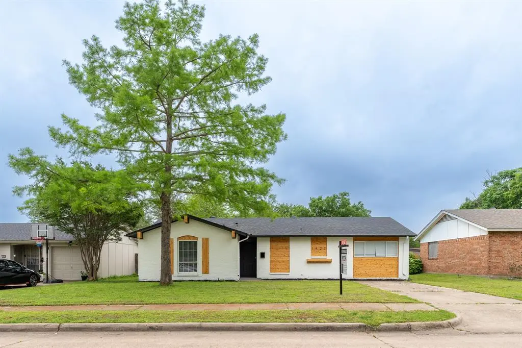 1422 Homestead Place, Garland, TX 75044