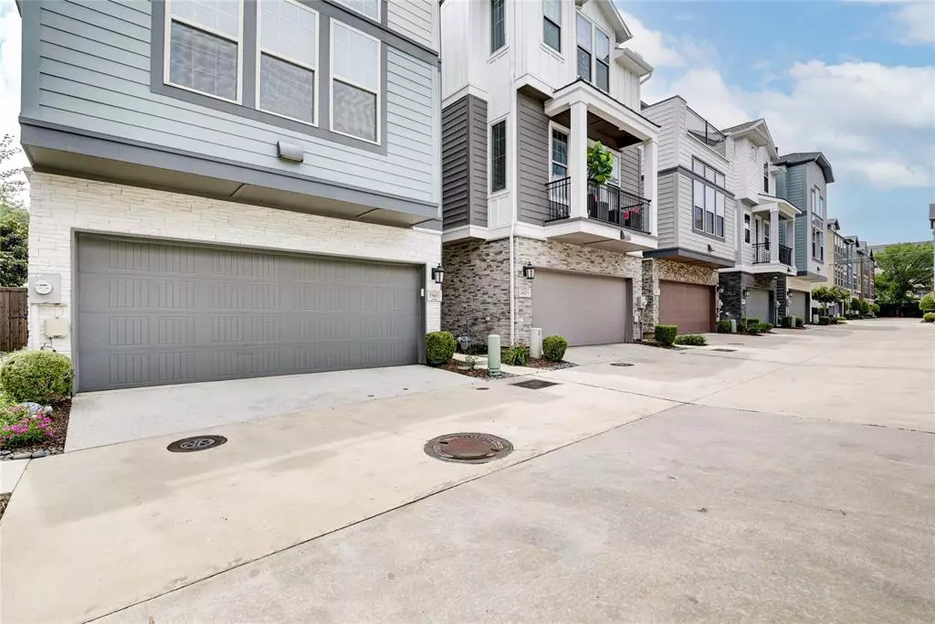 Dallas, TX 75235,5805 Orion Place