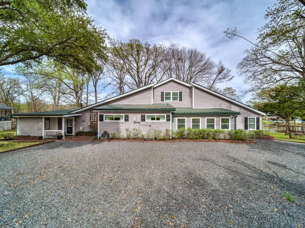 Tool, TX 75143,1318 Bora Bora Street