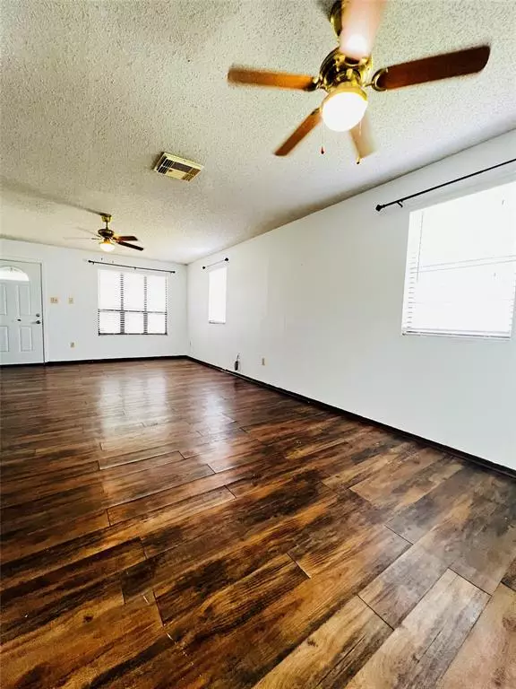 Blooming Grove, TX 76626,100 N Hinckley Street