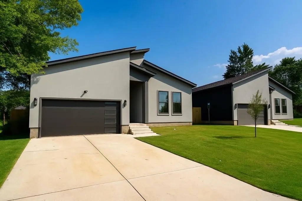 Dallas, TX 75241,2602 Fatima Avenue