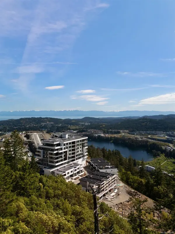 Langford, BC V9B 7E2,1810 Selenite Pl #218