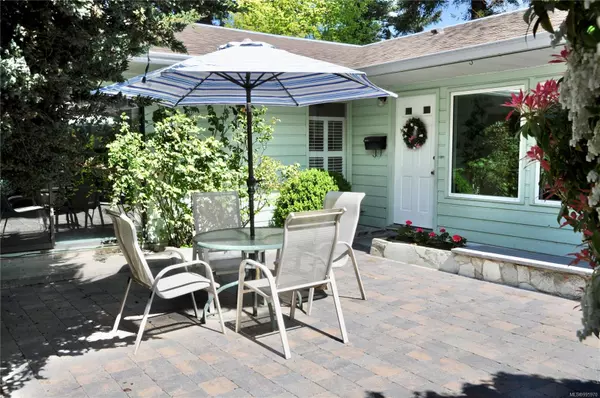 Comox, BC V9M 1Z4,546 Bambrick Pl