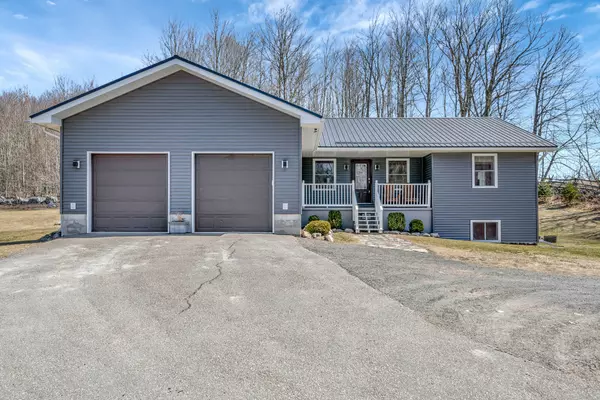 Tweed, ON K0K 3H0,258 Robinson RD