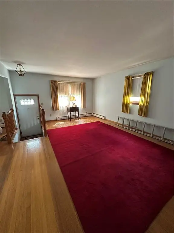 Staten Island, NY 10306,205 Penn AVE