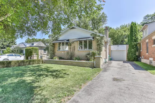 London North, ON N6H 2K7,25 FOSTER AVE