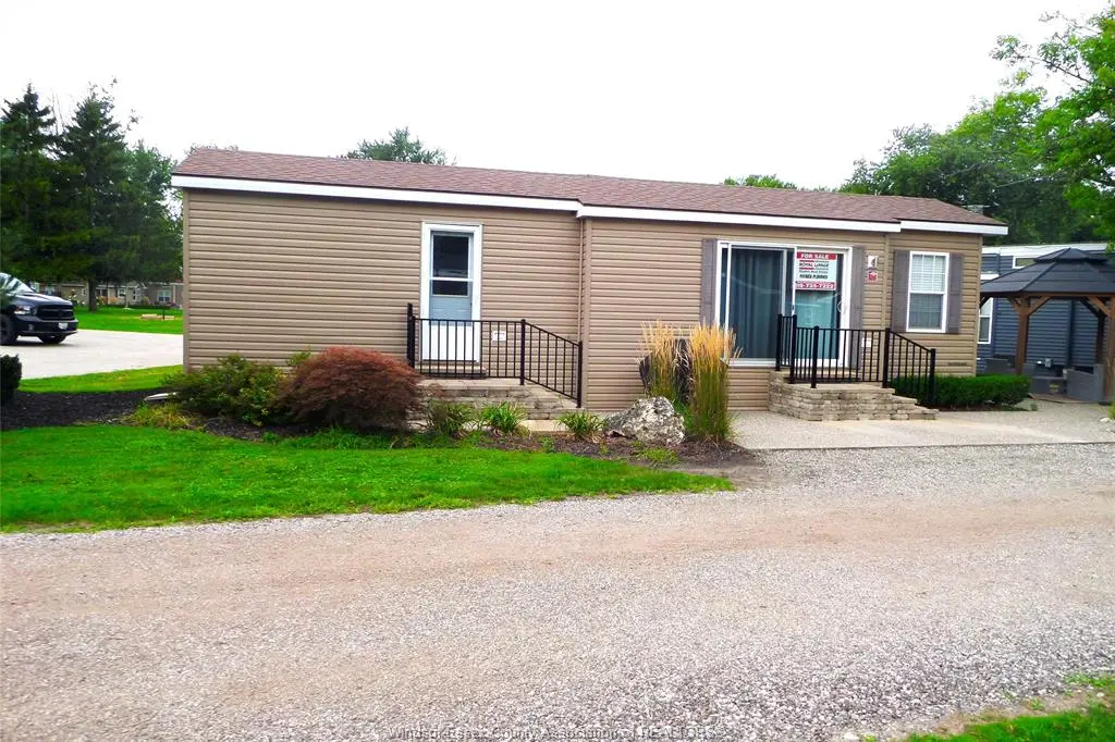 981 COUNTY RD 2 #700, Lakeshore, ON N8L 1B4