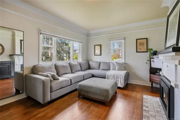 Saanich, BC V9A 2M2,2987 Colquitz Ave