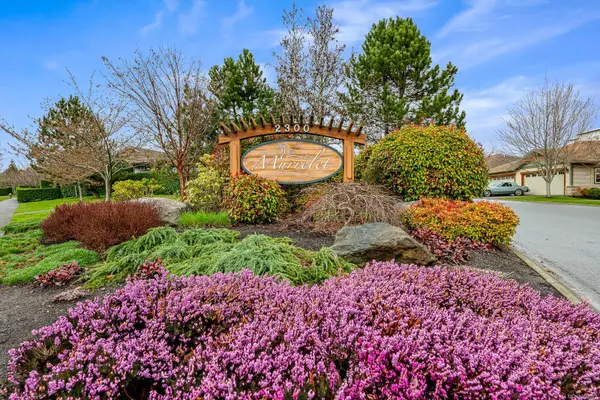 2300 Murrelet Dr #44, Comox, BC V9M 4J2