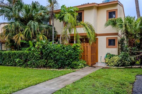 Sunrise, FL 33351,7733 Balboa St #8