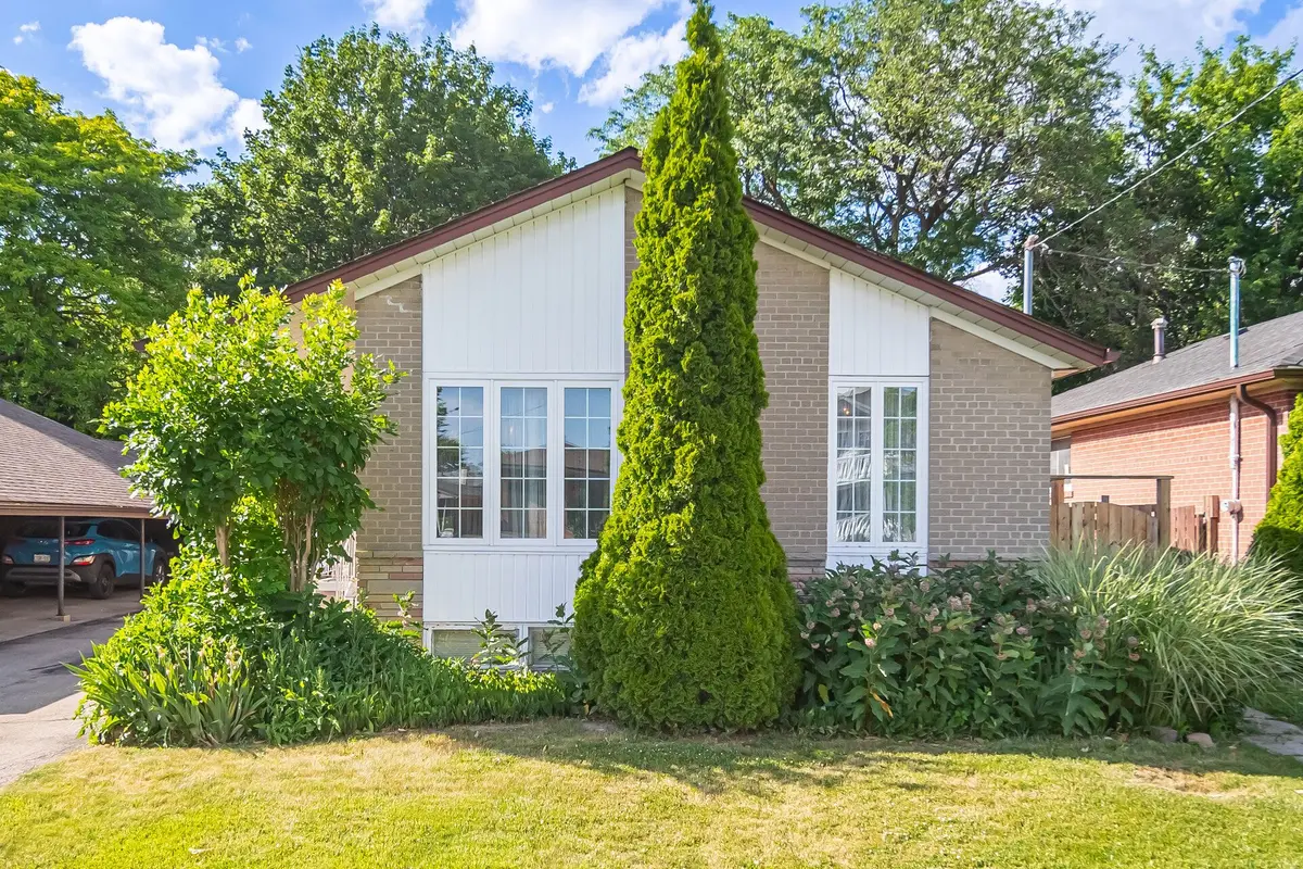 Toronto W10, ON M9V 1X1,55 Taysham CRES