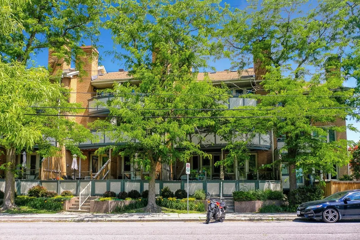 Overbrook - Castleheights And Area, ON K1K 1R3,2 Columbus AVE #14