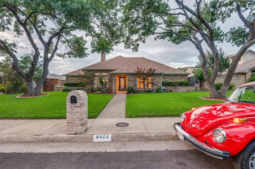 Dallas, TX 75252,6423 Wrenwood Drive