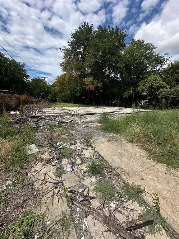 Arlington, TX 76010,1609 Sharon Street